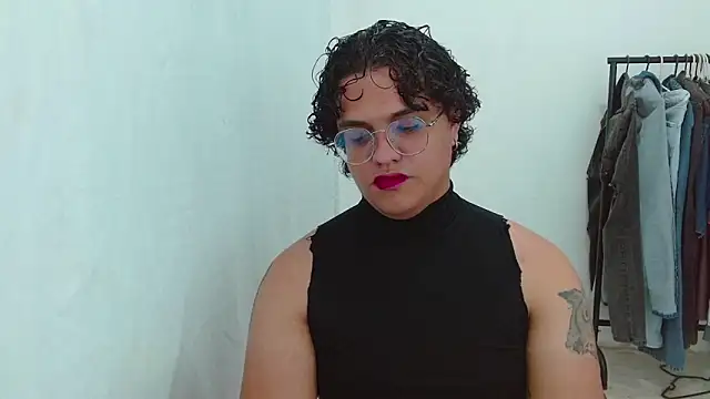 Diane exotic online show from May 13, 2026, 1:03 am