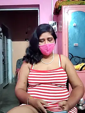 Snapshot of Rulali_44 chatting on July 18, 2026, 3:49 pm Rulali 44 online show from July 18, 2026, 3:49 pm