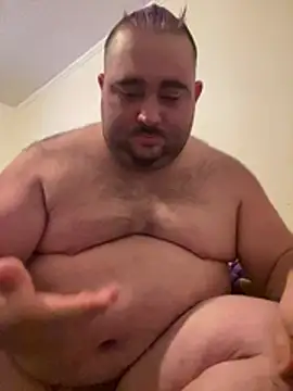 Snapshot of ZackVick25 chatting on July 9, 2026, 8:24 pm ZackVick25 online show from July 9, 2026, 8:24 pm