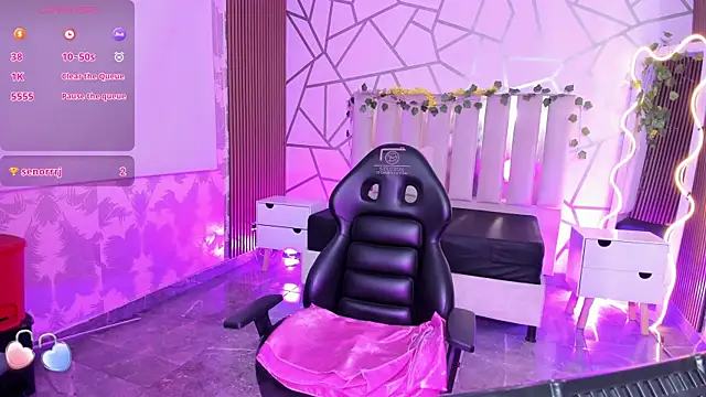 isis tay1 online show from June 29, 2026, 3:35 am