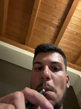 Snapshot of tettetrombette chatting on July 4, 2026, 5:46 am tettetrombette online show from July 4, 2026, 5:46 am