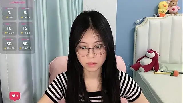 Luna-666 online show from June 8, 2026, 2:50 pm