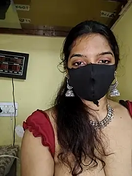 Snapshot of vanika2000 chatting on July 21, 2026, 4:37 am vanika2000 online show from July 21, 2026, 4:37 am