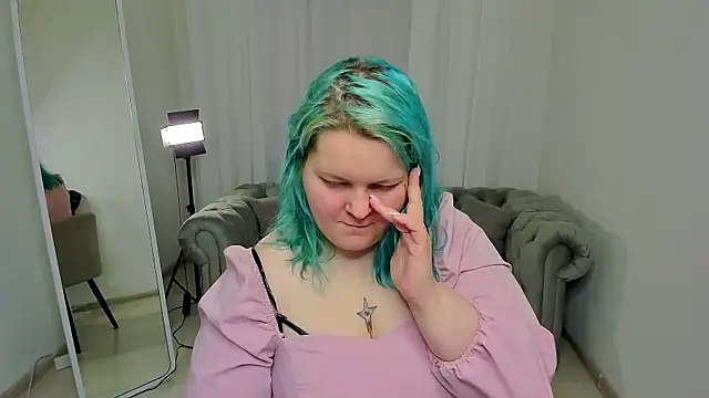 Amelia Skyee online show from July 6, 2026, 3:36 pm