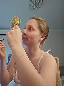 ooopsitscandy online show from July 3, 2026, 4:24 pm