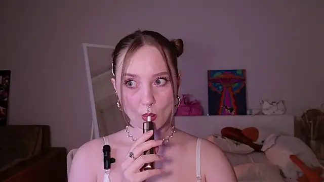 ooopsitscandy online show from July 5, 2026, 6:04 pm
