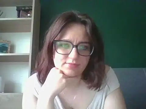Snapshot of sensual_paris chatting on May 14, 2026, 5:36 am sensual paris online show from May 14, 2026, 5:36 am