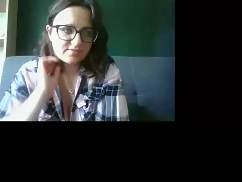 Snapshot of sensual_paris chatting on June 9, 2026, 5:19 am sensual paris online show from June 9, 2026, 5:19 am