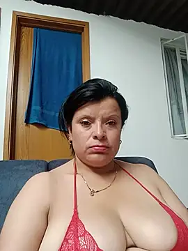 Snapshot of Samantha_Kieran chatting on June 18, 2026, 10:03 pm Samantha Kieran online show from June 18, 2026, 10:03 pm