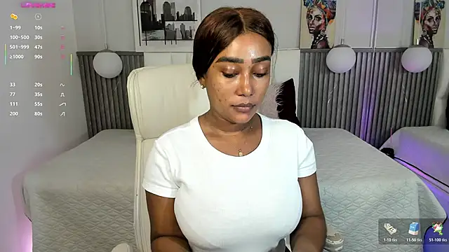 Snapshot of alessia_anderson chatting on April 20, 2026, 6:42 pm alessia anderson online show from April 20, 2026, 6:42 pm