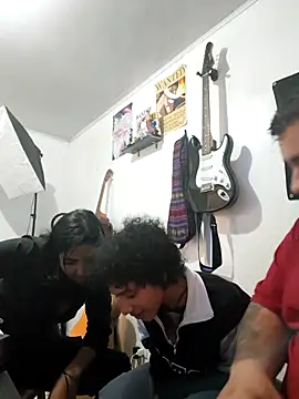 PaidFlirtSeeker online show from April 29, 2026, 8:59 pm