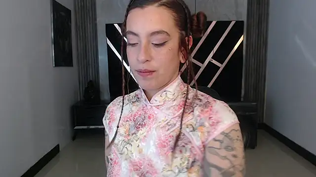 Snapshot of DamiaOshun_ch chatting on May 6, 2026, 7:52 pm DamiaOshun ch online show from May 6, 2026, 7:52 pm
