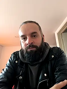 erikthor online show from May 2, 2026, 4:56 pm