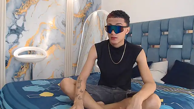 Snapshot of KING_BOYS2026 chatting on May 29, 2026, 1:36 am KING BOYS2026 online show from May 29, 2026, 1:36 am