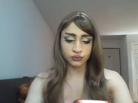AliceSparkle13 online show from May 28, 2026, 8:39 pm
