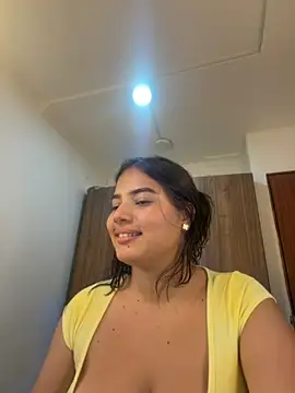 Snapshot of Mulan_rousse chatting on June 14, 2026, 2:24 am Mulan rousse online show from June 14, 2026, 2:24 am