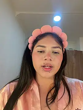 Mulan rousse online show from July 25, 2026, 8:39 pm