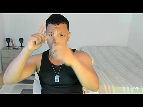 Snapshot of Ian_Arcia chatting on May 4, 2026, 6:31 am Ian Arcia online show from May 4, 2026, 6:31 am