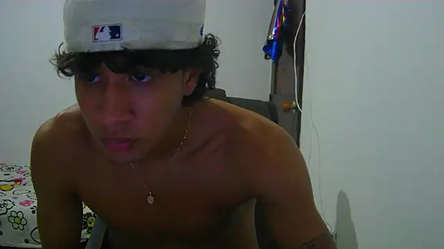 Snapshot of Hansel_take chatting on April 30, 2026, 6:36 pm Hansel take online show from April 30, 2026, 6:36 pm