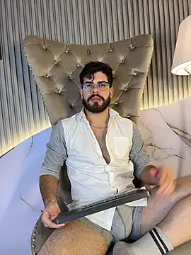 DomBoy  online show from May 16, 2026, 7:34 pm