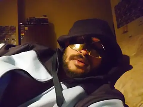 Sudda-ThatsMe online show from June 14, 2026, 5:37 pm