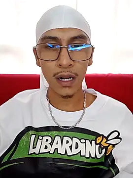 Lil black009 online show from May 21, 2026, 4:25 pm