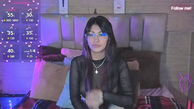 Snapshot of mia_smoke_ chatting on June 25, 2026, 7:13 am mia smoke online show from June 25, 2026, 7:13 am