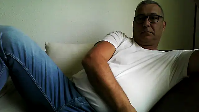 Soloyan online show from October 22, 2025, 11:54 am