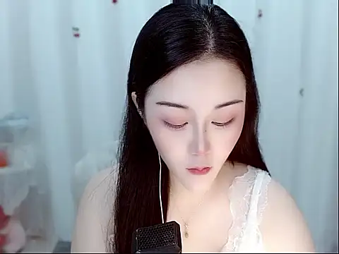 Snapshot of Amy-cnbaby chatting on May 17, 2026, 1:36 am Amy-cnbaby online show from May 17, 2026, 1:36 am