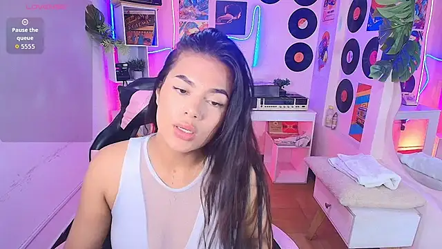 Snapshot of Duulce_mia chatting on July 17, 2026, 12:23 pm Duulce mia online show from July 17, 2026, 12:23 pm
