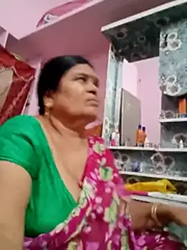 Snapshot of dheepika11 chatting on July 15, 2026, 8:08 am dheepika11 online show from July 15, 2026, 8:08 am