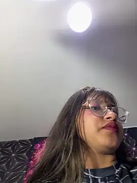 Snapshot of Noa_lau chatting on July 17, 2026, 4:08 am Noa lau online show from July 17, 2026, 4:08 am