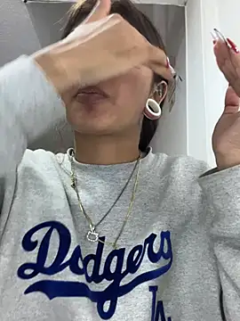 Snapshot of Noa_lau chatting on July 25, 2026, 3:59 am Noa lau online show from July 25, 2026, 3:59 am