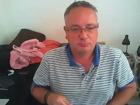 GeorgeCarlo online show from June 7, 2026, 5:44 am