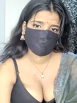 Snapshot of Axy1_1 chatting on May 25, 2026, 4:24 pm Axy1 1 online show from May 25, 2026, 4:24 pm