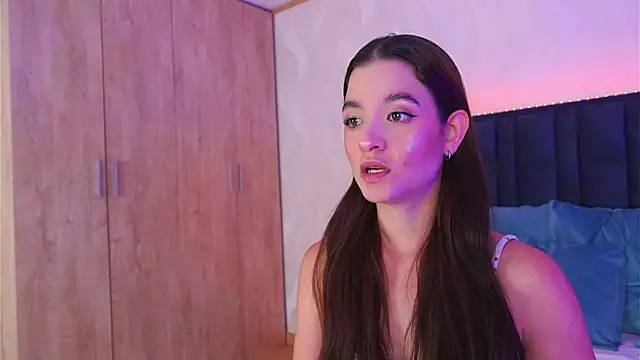 Snapshot of LucyFlame chatting on July 21, 2026, 4:37 am LucyFlame online show from July 21, 2026, 4:37 am
