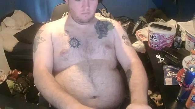 Snapshot of hunter_lust97 chatting on May 19, 2026, 6:14 pm hunter lust97 online show from May 19, 2026, 6:14 pm