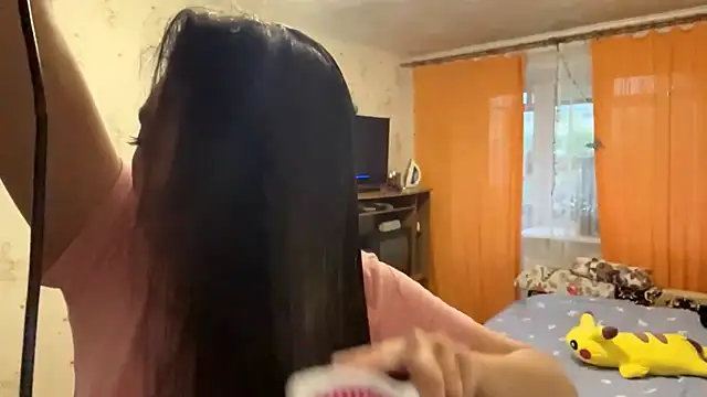 Snapshot of SheeringGape chatting on June 10, 2026, 1:06 am SheeringGape online show from June 10, 2026, 1:06 am