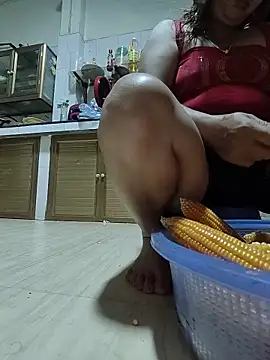 Banana-zz online show from June 21, 2026, 3:36 pm