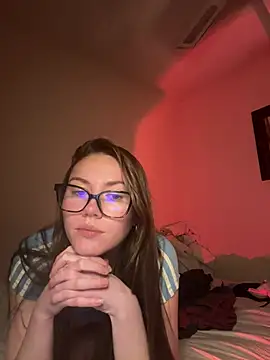 Snapshot of daisycollins chatting on June 23, 2026, 12:36 pm daisycollins online show from June 23, 2026, 12:36 pm