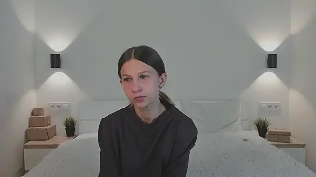 ChristiaHorde online show from May 22, 2026, 6:46 pm