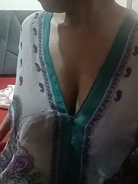 spicydalou3a online show from July 15, 2026, 2:44 pm