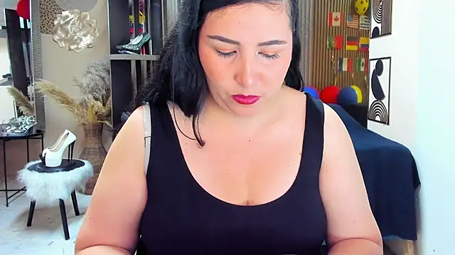 BBWLuxuryMuse online show from July 6, 2026, 11:18 am