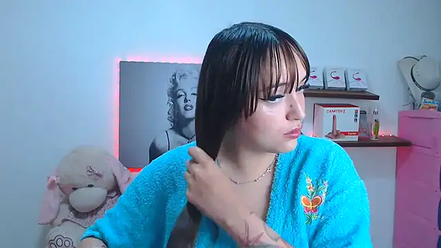 Snapshot of anyela_bubble18 chatting on July 15, 2026, 9:25 am anyela bubble18 online show from July 15, 2026, 9:25 am