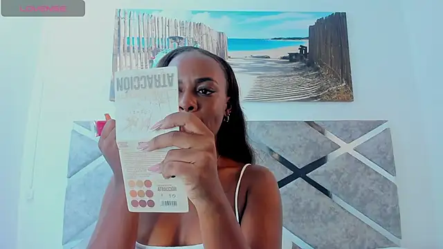 Snapshot of Alisson-Noa chatting on July 14, 2026, 12:22 pm Alisson-Noa online show from July 14, 2026, 12:22 pm