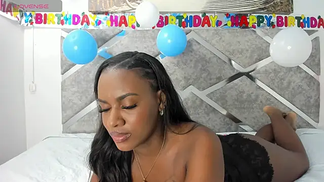Snapshot of Alisson-Noa chatting on July 28, 2026, 2:13 pm Alisson-Noa online show from July 28, 2026, 2:13 pm