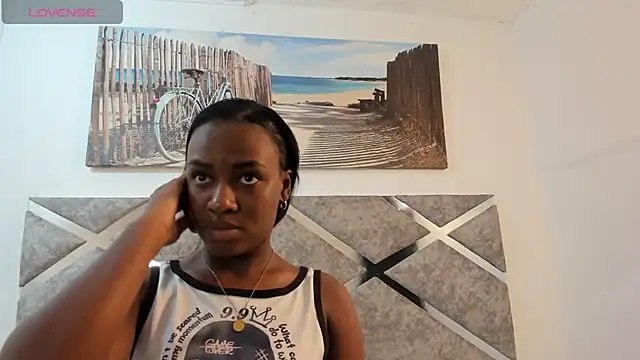 Snapshot of Alisson-Noa chatting on August 3, 2026, 12:43 pm Alisson-Noa online show from August 3, 2026, 12:43 pm