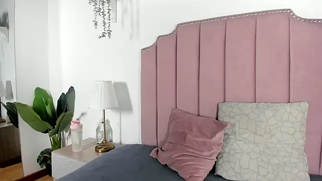 Snapshot of Littlejade_dh chatting on June 23, 2026, 11:41 am Littlejade dh online show from June 23, 2026, 11:41 am