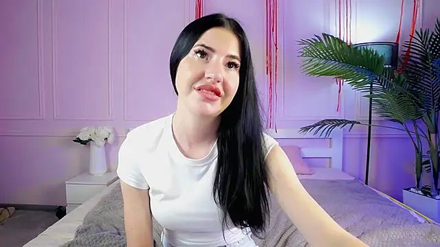 Snapshot of Emily_xoo chatting on June 8, 2026, 1:28 am Emily xoo online show from June 8, 2026, 1:28 am