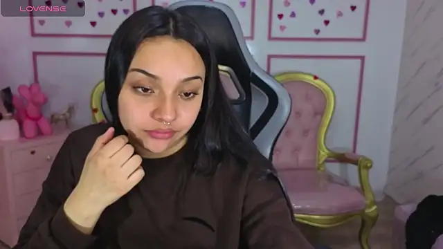 Snapshot of lia_harper_t chatting on May 26, 2026, 2:51 am lia harper t online show from May 26, 2026, 2:51 am